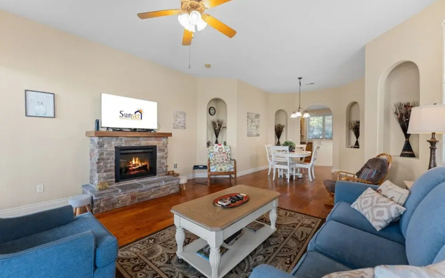 Cr-ff3 -mountain Breeze 2 Bedroom Home