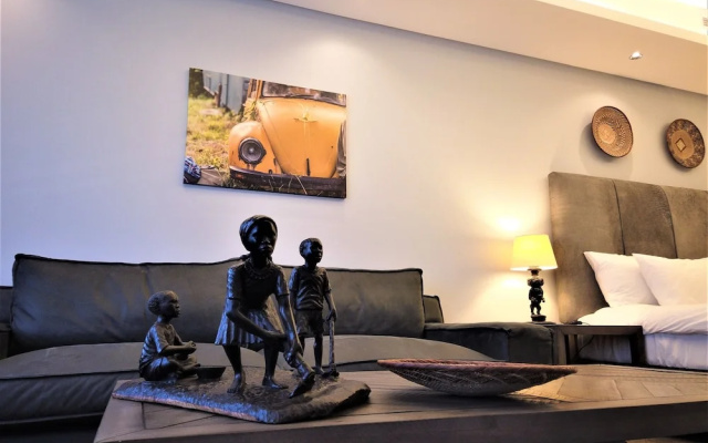 Deluxe Self Catering Studio CPT Cticc