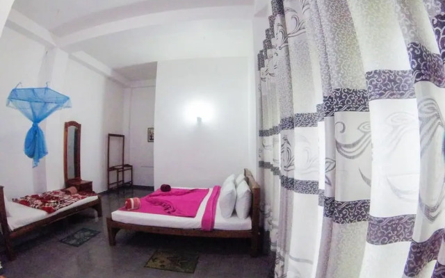 Adams Peak Inn