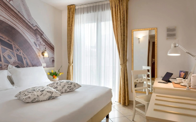 Отель Sovrana Hotel & SPA