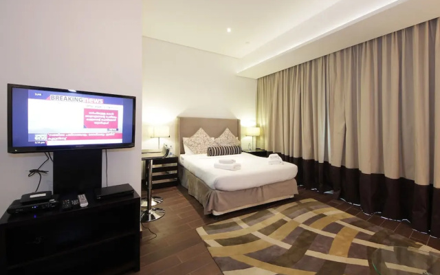 Signature Holiday Home - Matrix Tower