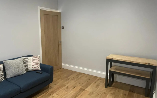 Great 2 Bedroom Flat