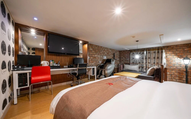 Bucheon Sangdong R Hotel