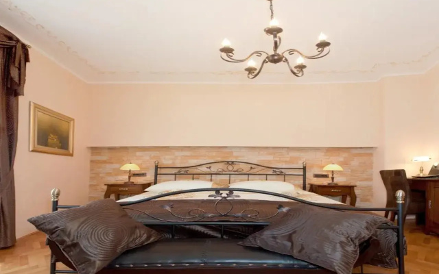 Unique Luxury Rooms