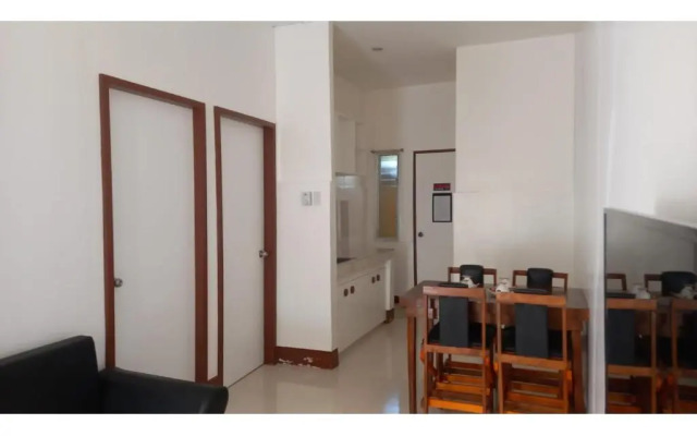 OYO 935 Palajuanders Inn