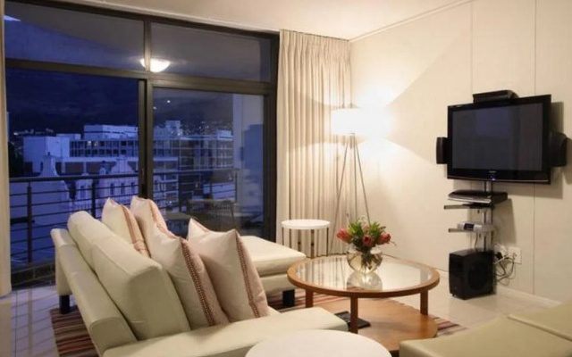 FlatRock Suites