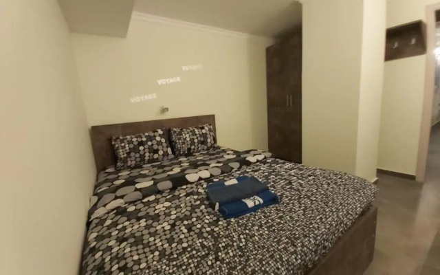 Standard Double room (full double bed) · Voyage Hostel — photo 2