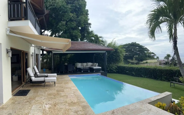 Amazing Villa w Pool bbq and Ocean View at Samana