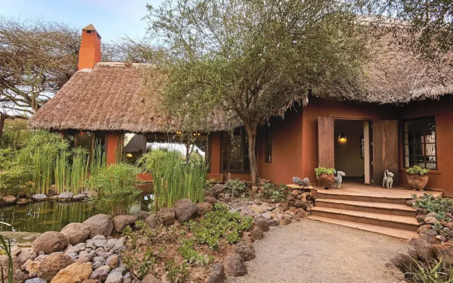 Tawi Lodge