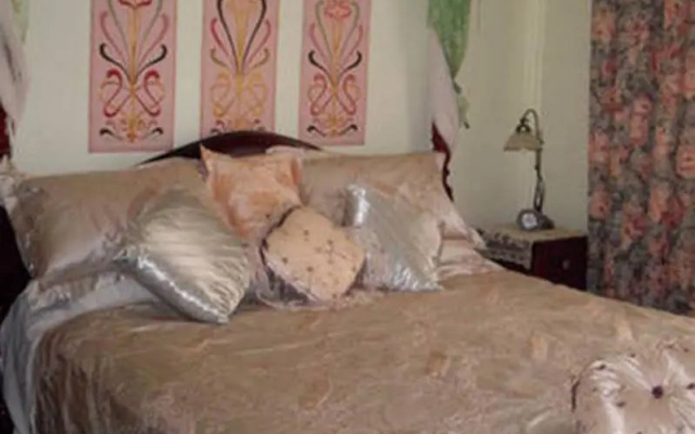 Ella's Place