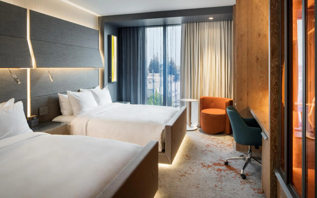 Hotel Nia, Autograph Collection