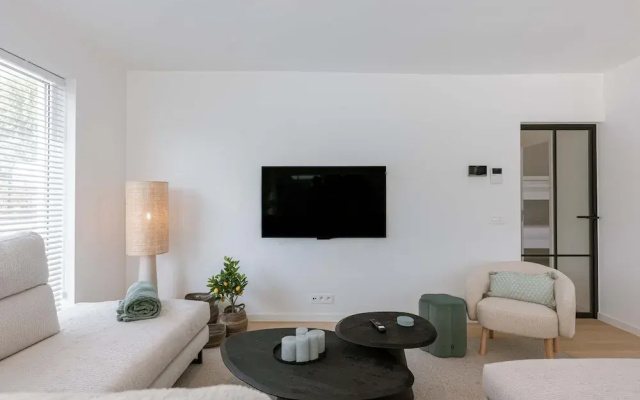 Huswell - Family Villa With Terrace and Parking
