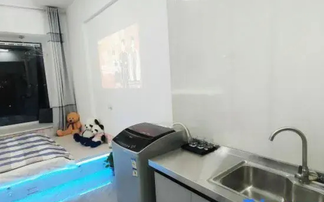 Qiaokeli Smart Self-checkin Apartment (Yuci University Town)