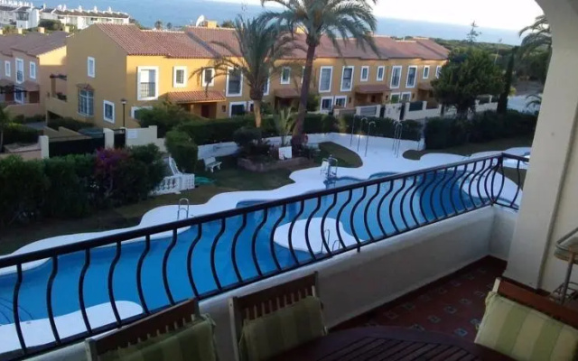 Oasis De Calahonda