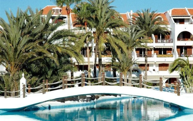 Aparthotel Parque Santiago III