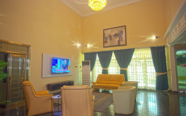 Labev Hotel