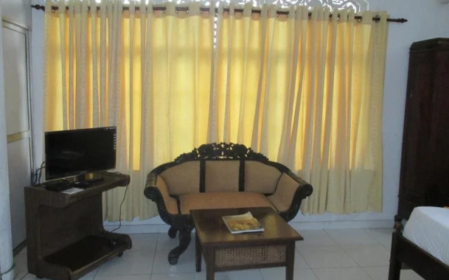 Golden Bridge Guest House