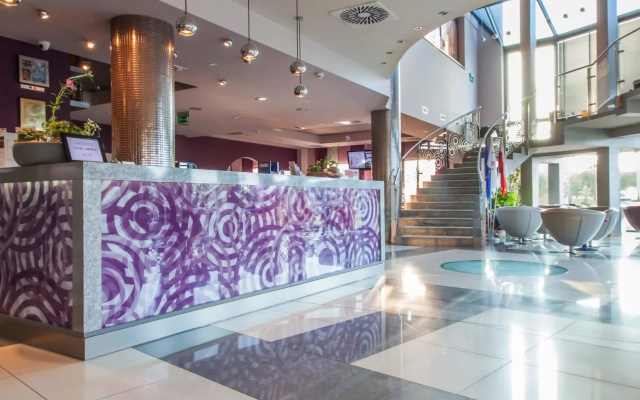 Galaxy Hotel