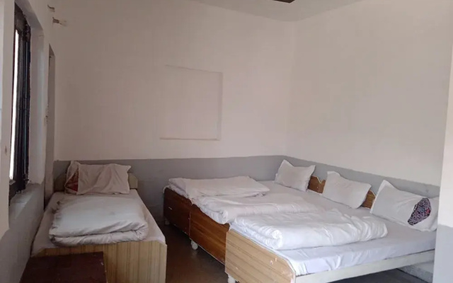 Goroomgo Kanhiya Tourist Guest House Kedarnath