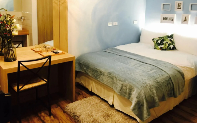 Paper Plane Hostel