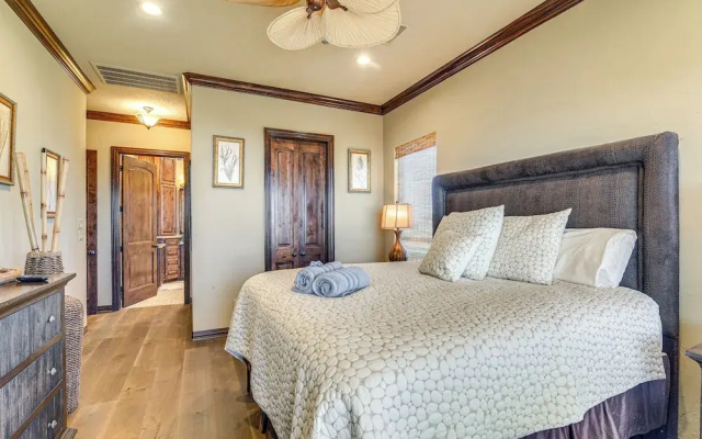 Beachfront Group Getaway on Bolivar Peninsula