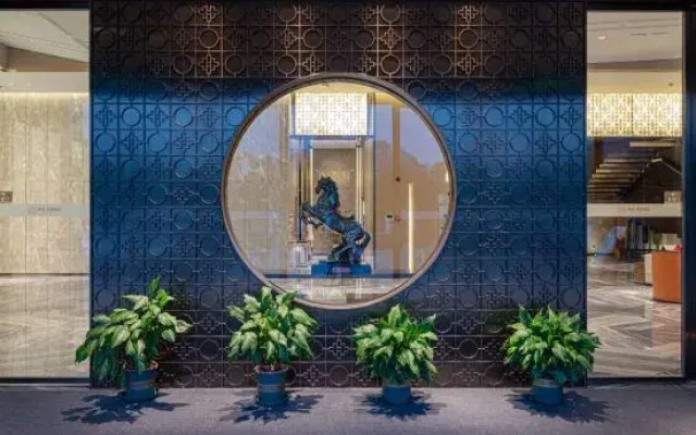 Huake Xinyi Hotel