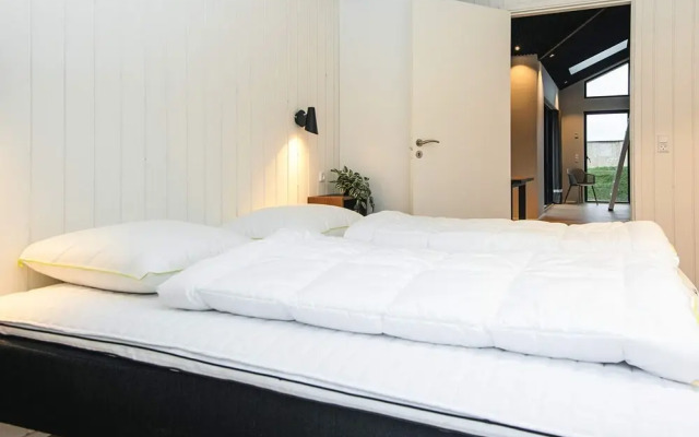 5 Star Holiday Home in Borkop