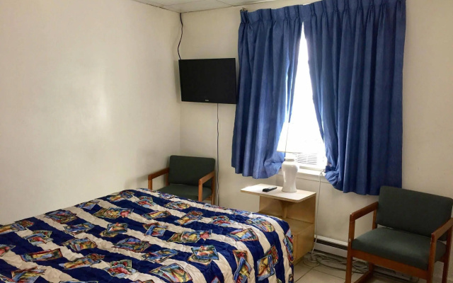 White Caps Motel