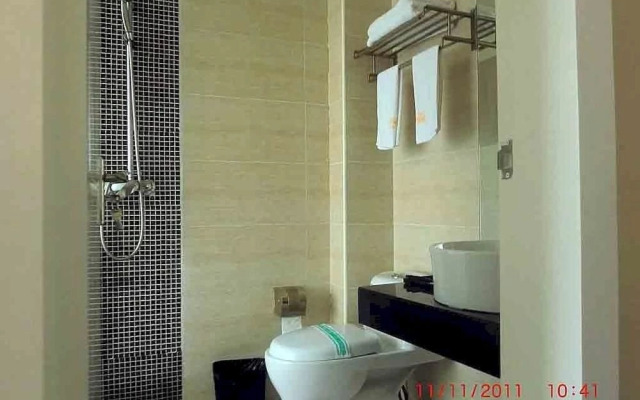 Xianning 2010 Youth Hotel