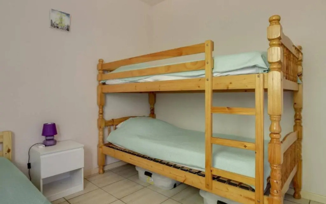 Appartement Esquièze-Sère, 3 pièces, 5 personnes - FR-1-402-37