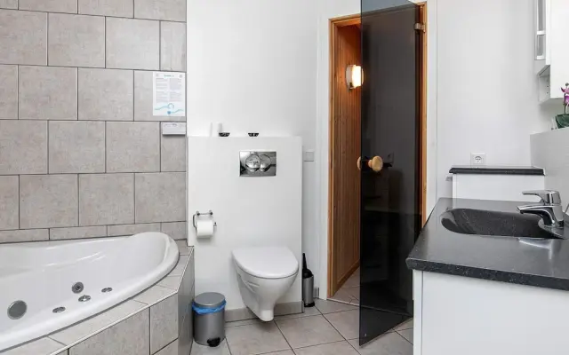 6 Person Holiday Home on a Holiday Park in Bogense
