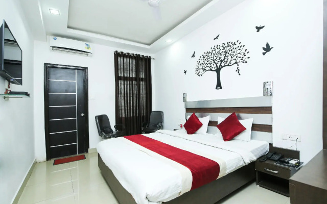 Oyo 3603 White Pearl Hotel