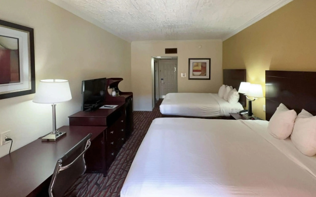 Motel 6 Dallas, TX – Downtown