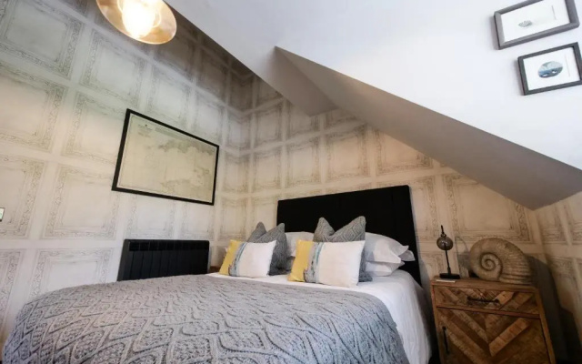 Padstow Escapes - Teyr Luxury Penthouse Apartment