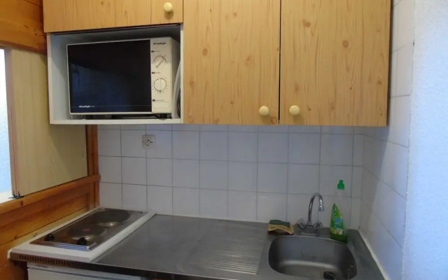 Lou Services Apartment THE206 LSI 001