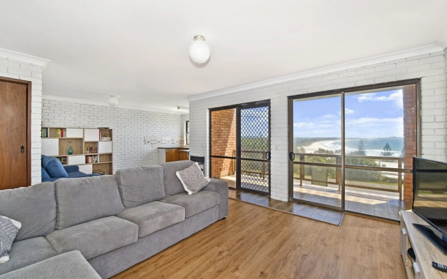 Pacifica - All About The View