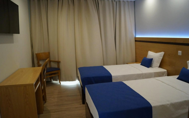 Angra Central Hotel