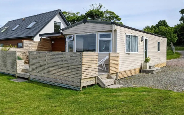 Litua Caravan with stunning sea views