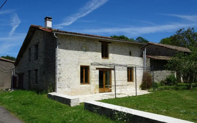 Domaine du Clos de la Touche Parc et Piscine