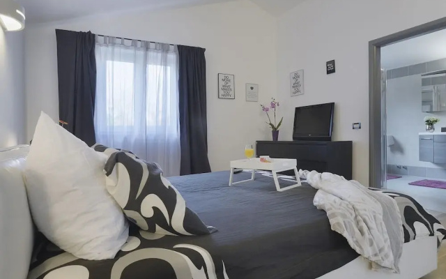 Villa in Pula Near Beach With Private Pool