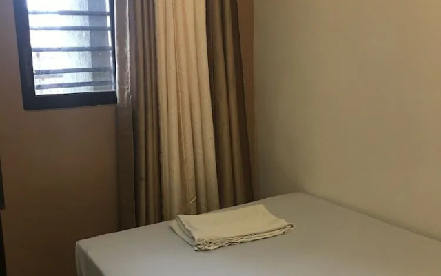 Mambaling Pension House - 2