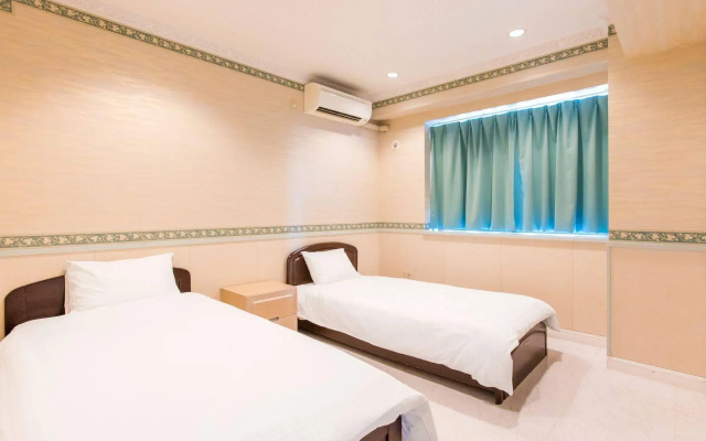 Beachside Condominium