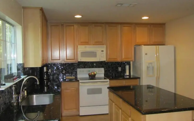 Relaxing 4 Bedroom Home