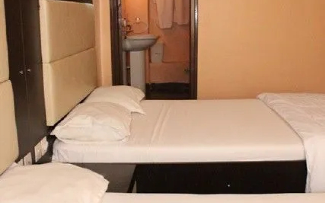 Relax Hotel
