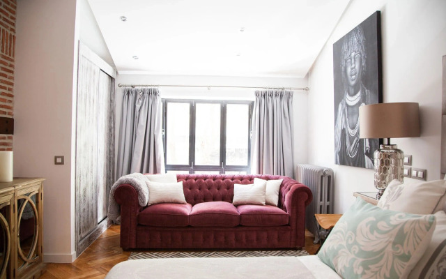 Suites Miguel Angel - Adults Only