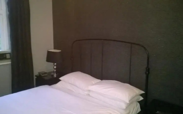 REM Hotel