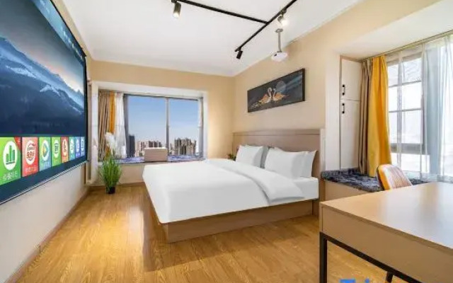 Haitang Preferred Movie Homestay (Zhenghonghui Poly Cultural Plaza)
