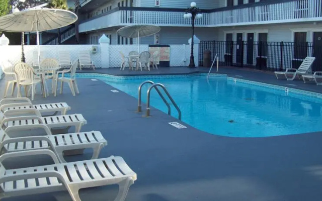 Days Inn Airport