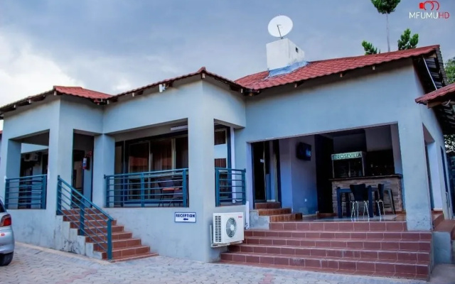 Rose Villa Lodge
