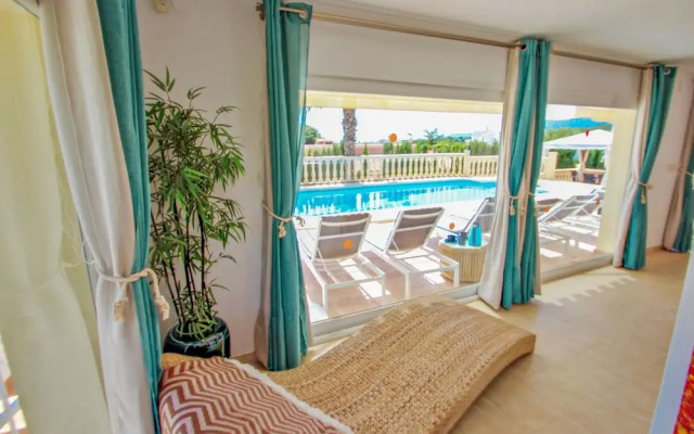 Michelle - sea view villa with private pool in Benissa
